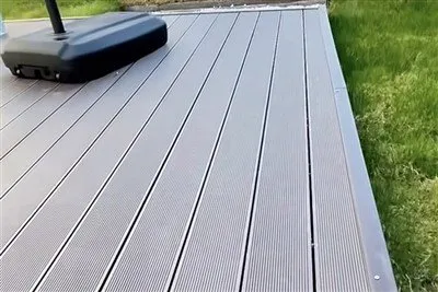 Decking Komposit Teras Berongga